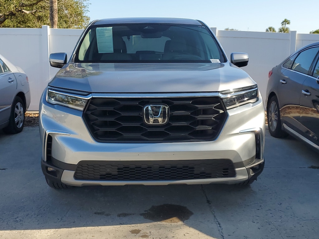 Used 2025 Honda Pilot EX-L EX-L 2WD