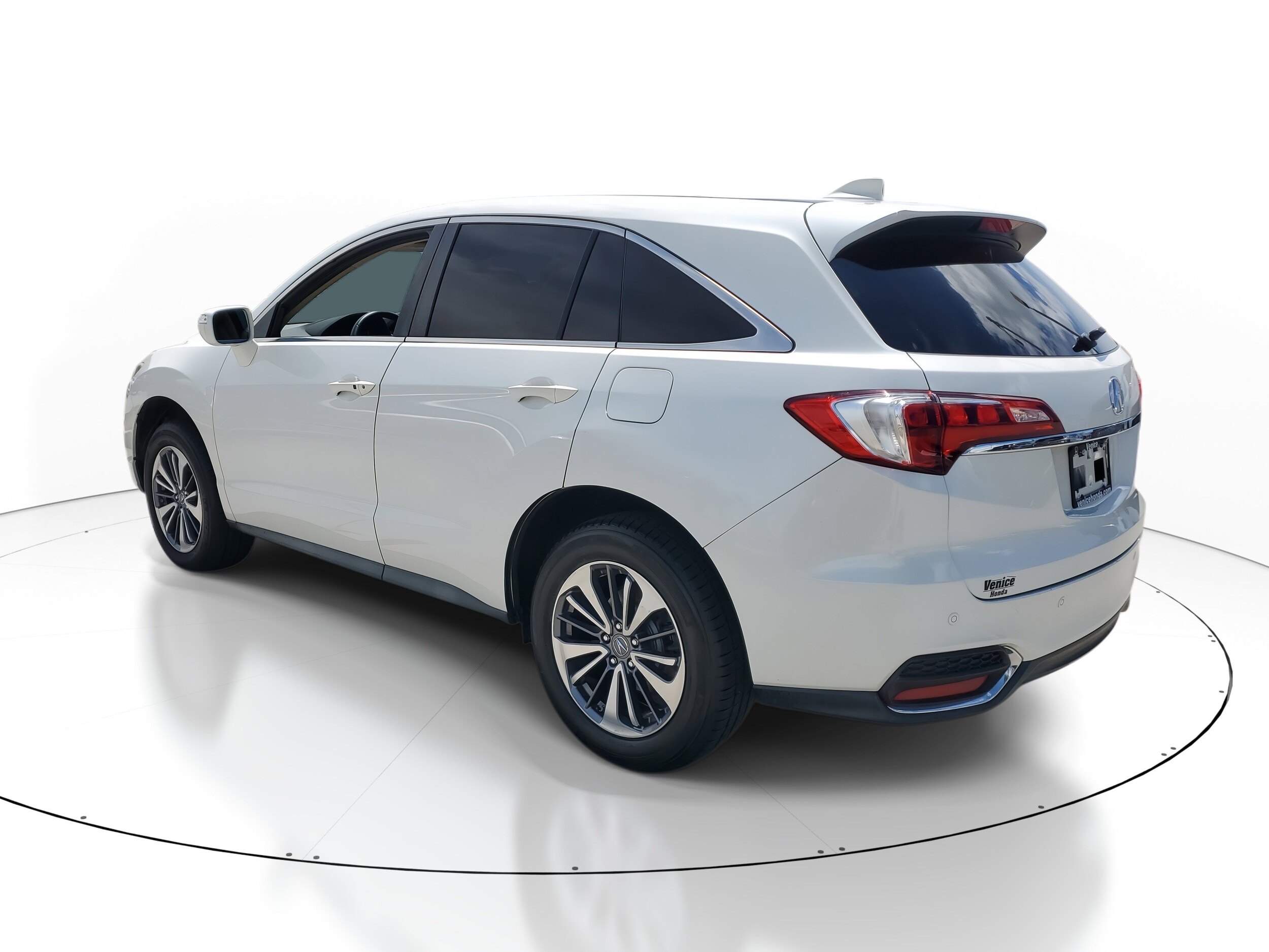 2018 Acura RDX Advance photo 3