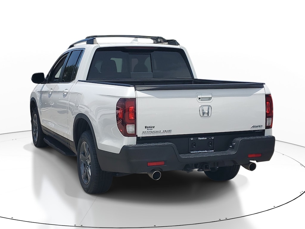 Certified 2023 Honda Ridgeline RTL RTL AWD
