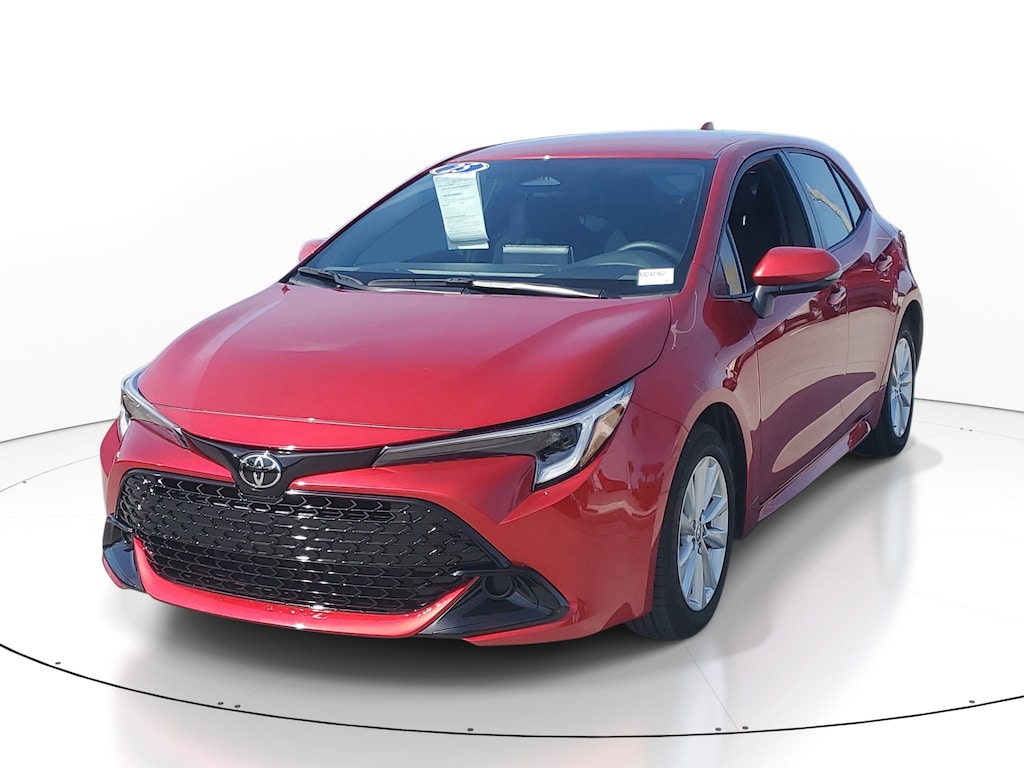 Used 2025 Toyota Corolla Hatchback SE SE CVT