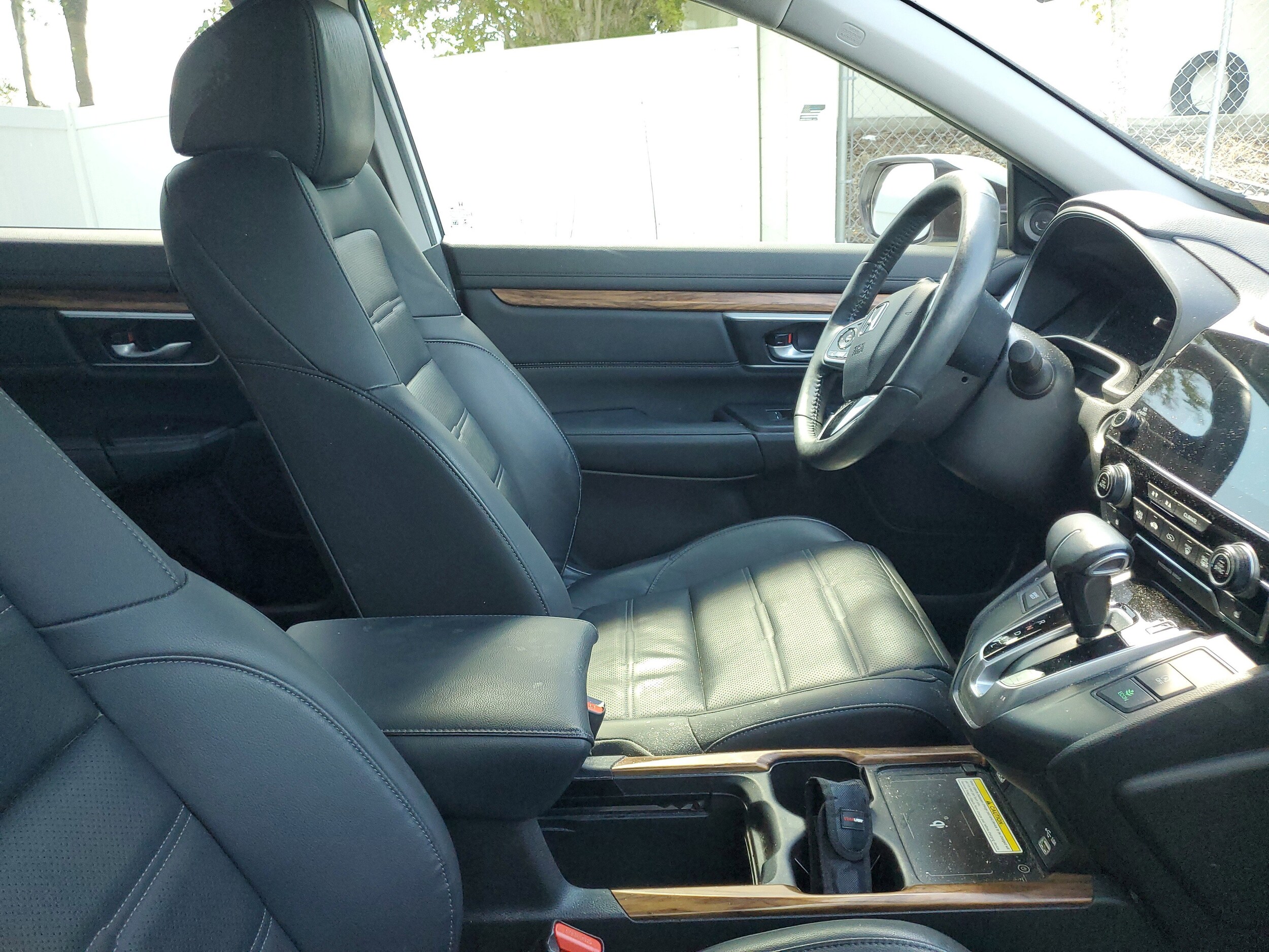 2021 Honda CR-V Touring photo 2