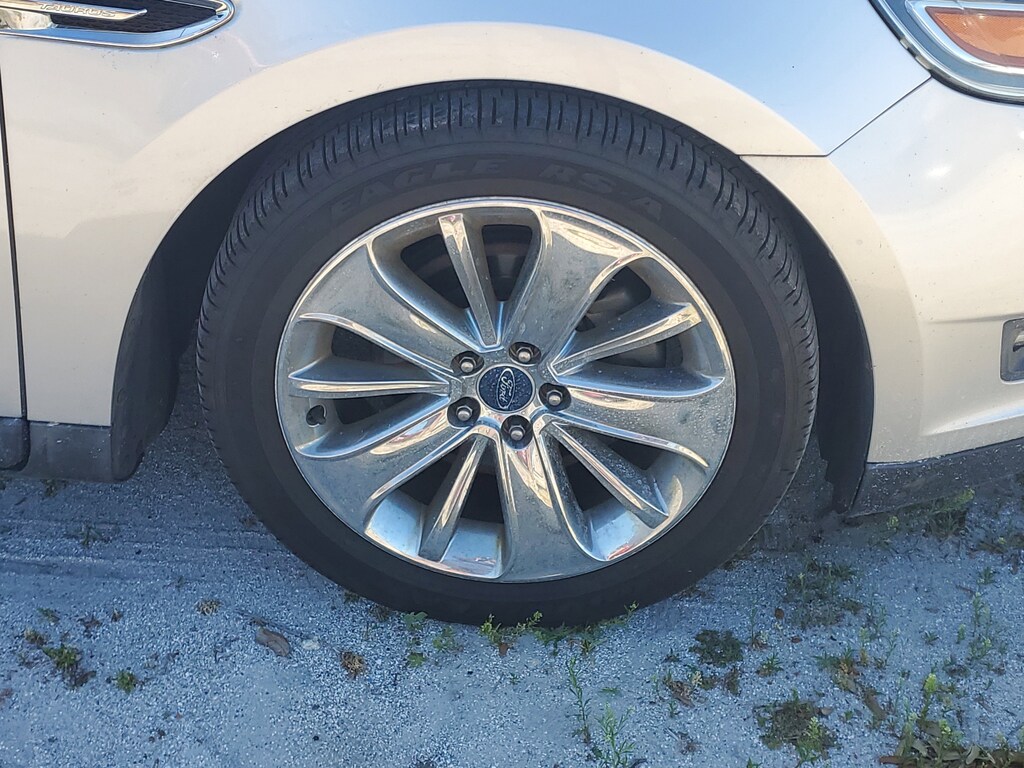 Used 2011 Ford Taurus Limited Sedan