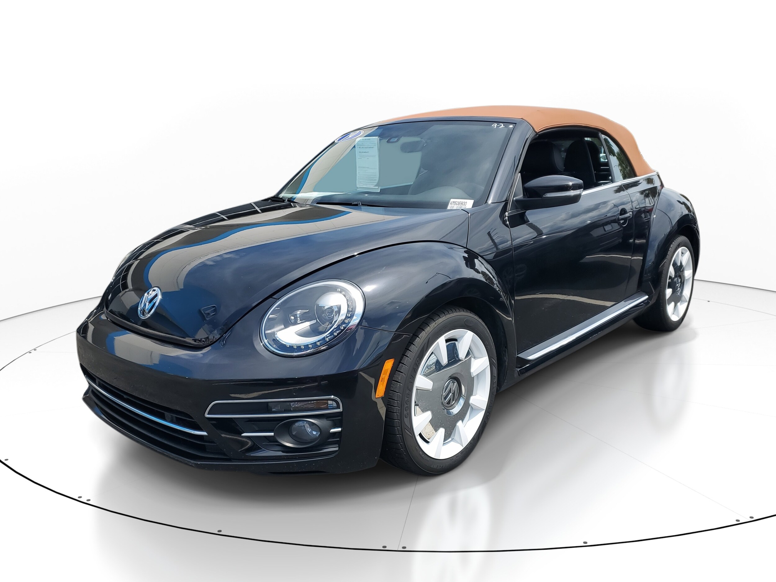 2019 Volkswagen Beetle Convertible Final Edition SE photo 3