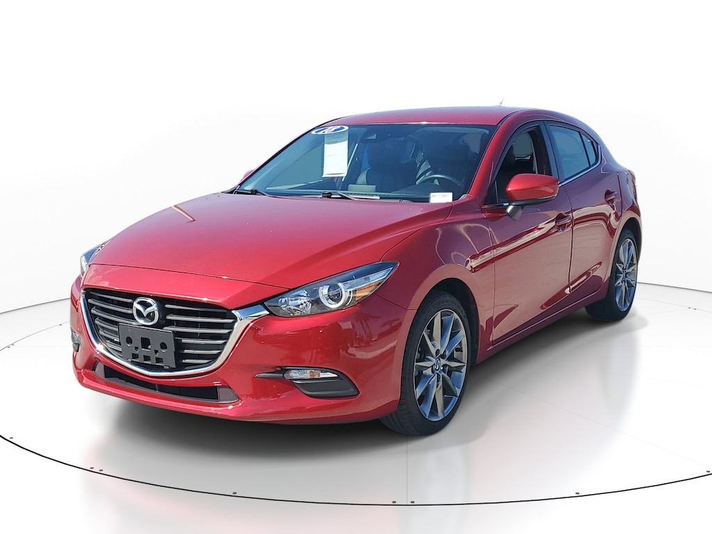 Used 2018 Mazda Mazda3 5-Door Touring Touring Auto