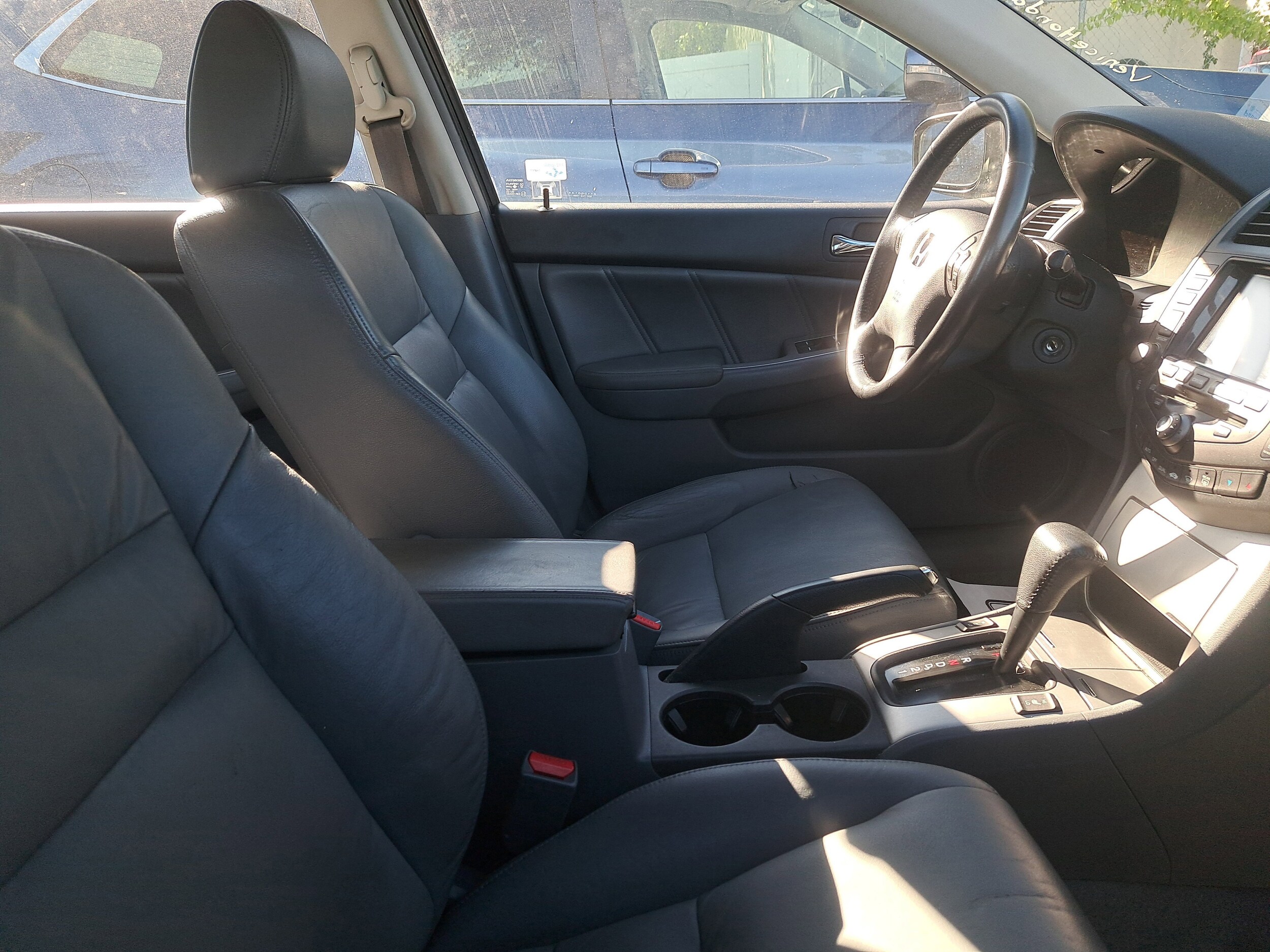 2005 Honda Accord Hybrid photo 3