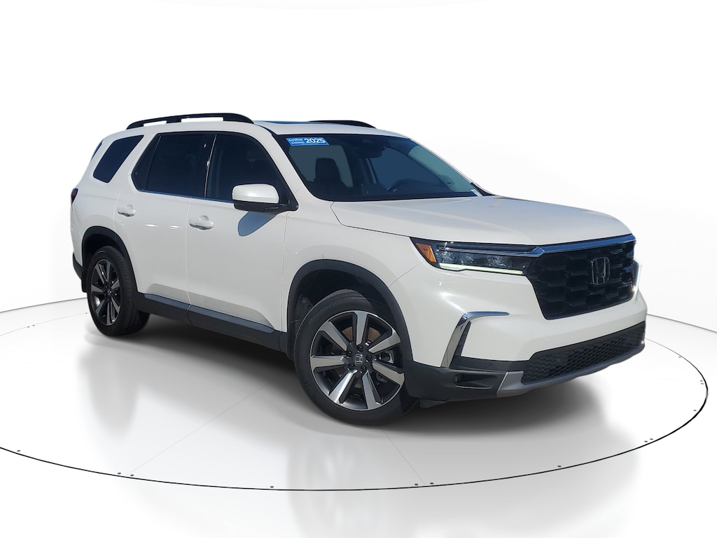 Certified 2025 Honda Pilot Touring Touring AWD