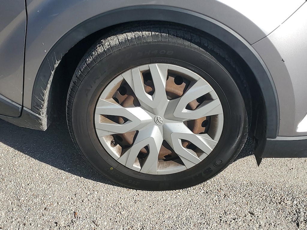 Used 2019 Toyota C-HR XLE XLE FWD