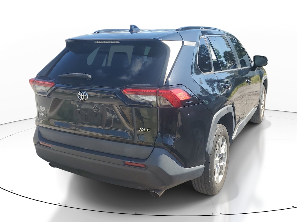 Used 2019 Toyota RAV4 XLE XLE FWD