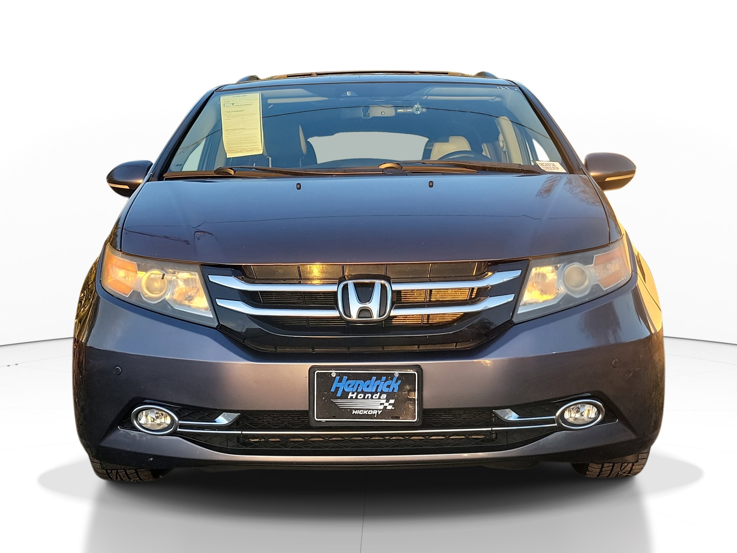 2016 Honda Odyssey Touring Elite photo 2