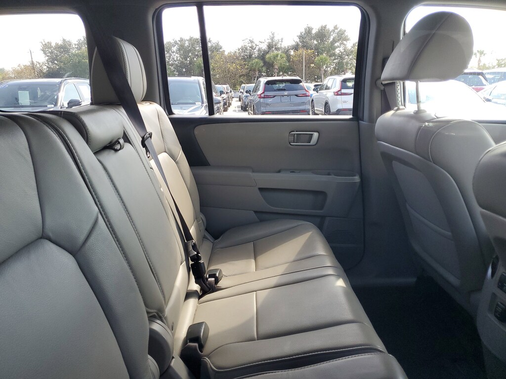 2015 Honda Pilot EX-L photo 3