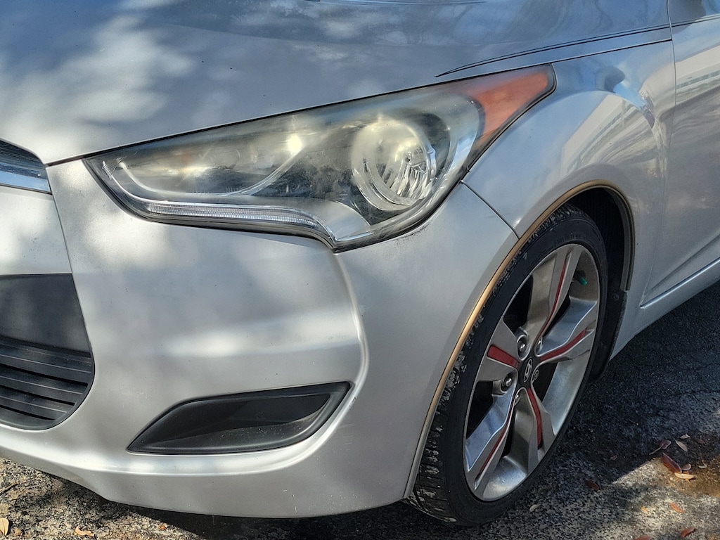 Used 2012 Hyundai Veloster w/Gray Int Coupe