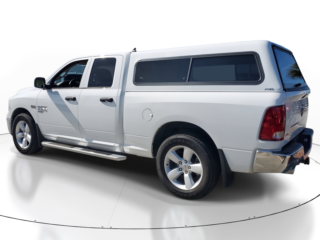 2024 Ram 1500 Classic Tradesman photo 3