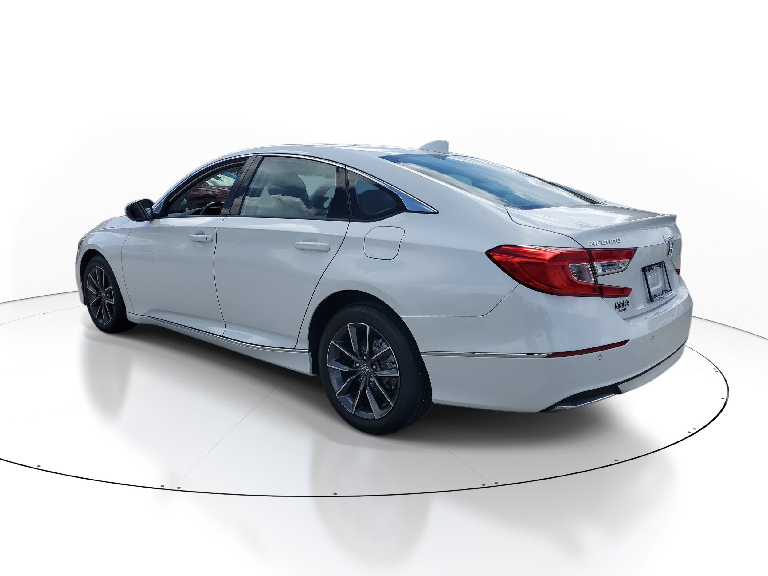 2021 Honda Accord EX-L 1.5T photo 3