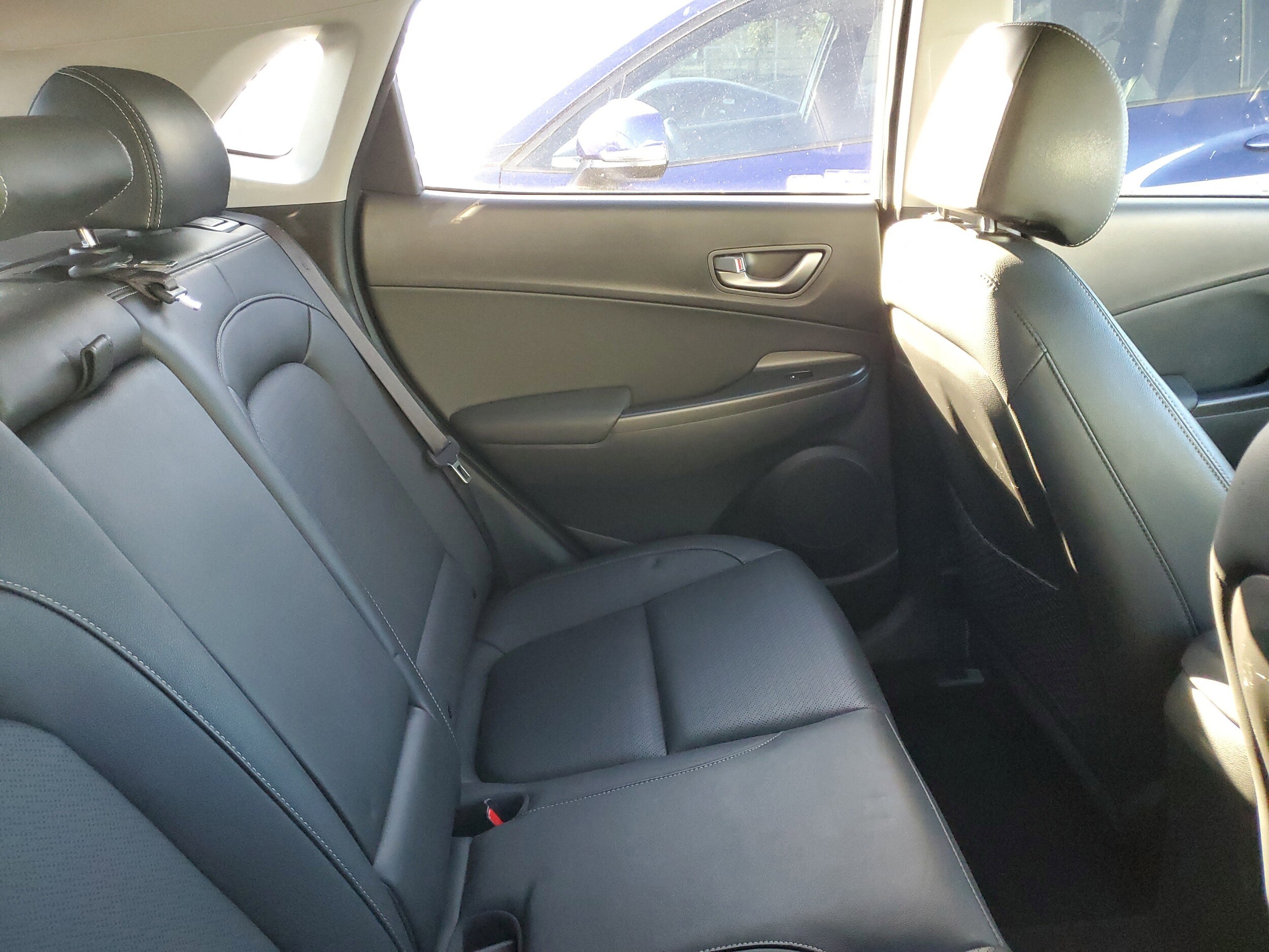 2021 Hyundai Kona Ultimate photo 3