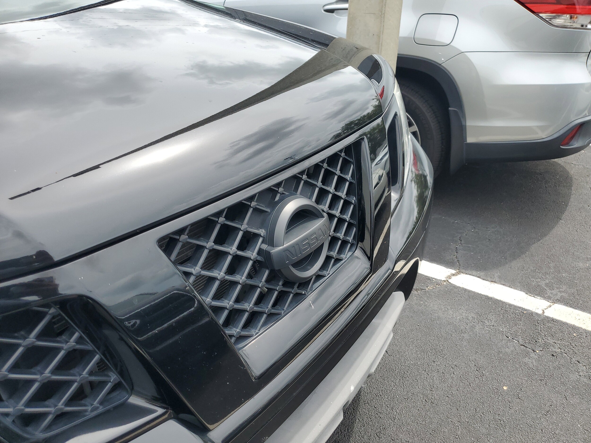 2021 Nissan Frontier SV photo 2