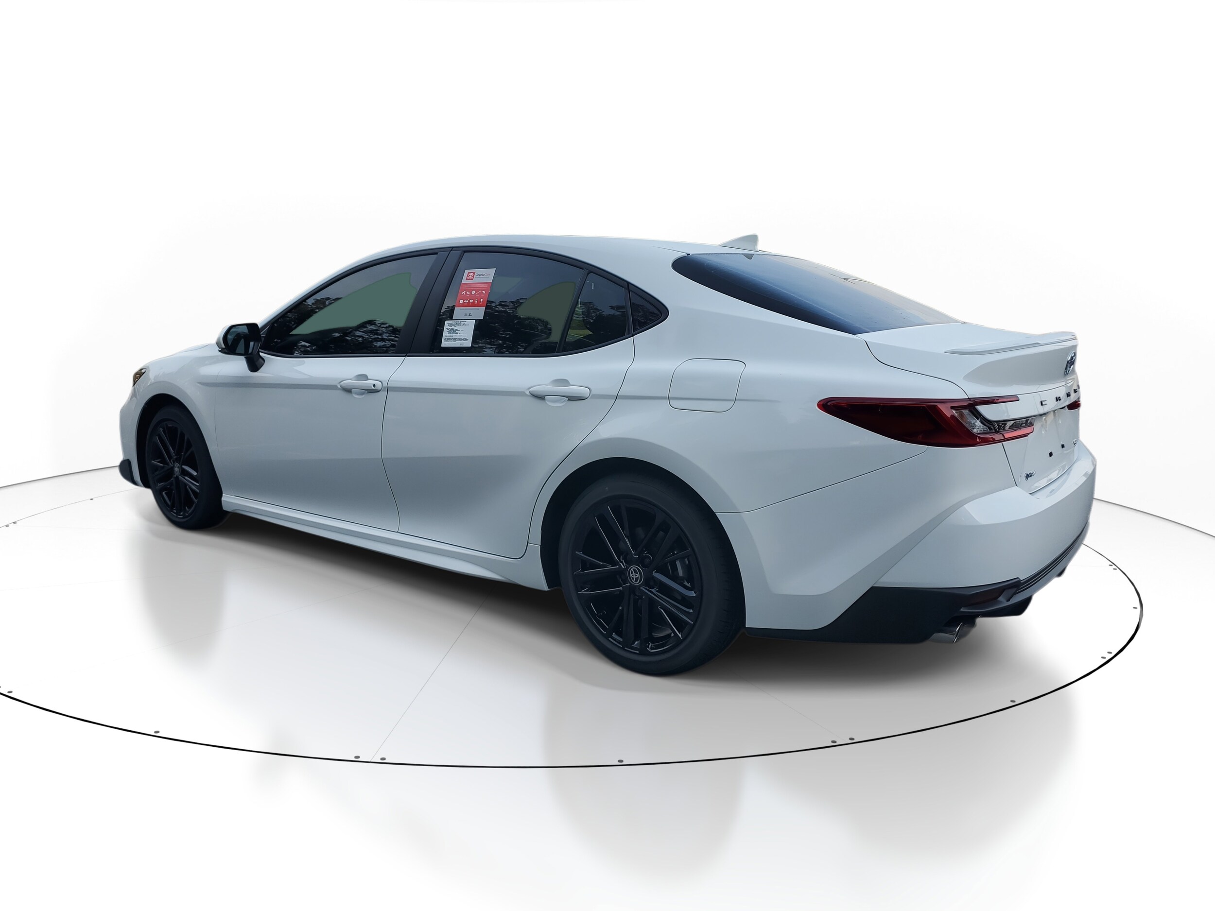 2025 Toyota Camry SE photo 4