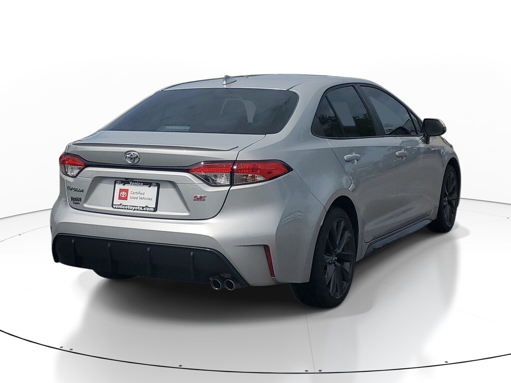 Used 2024 Toyota Corolla SE Sedan