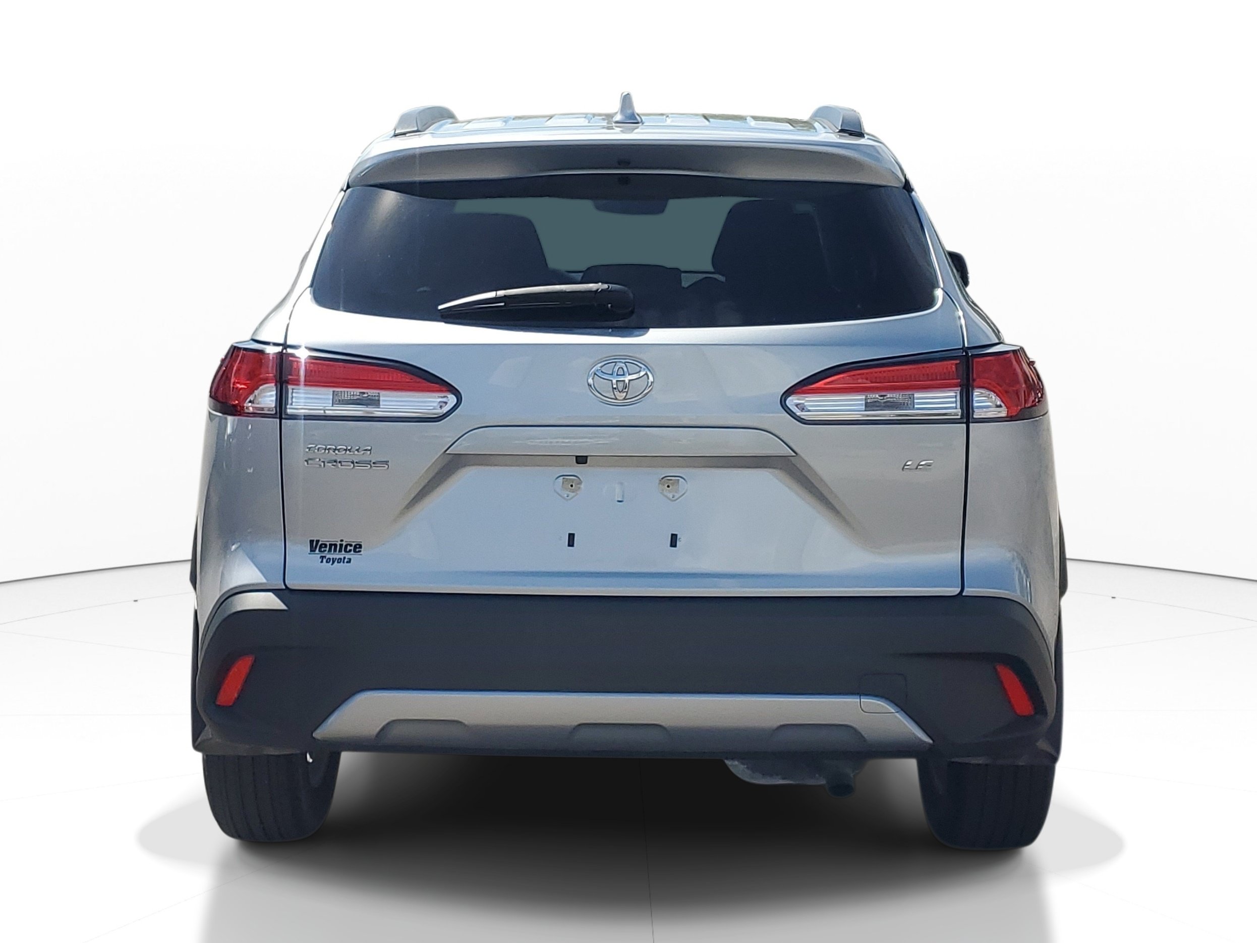 Used 2024 Toyota Corolla Cross LE SUV