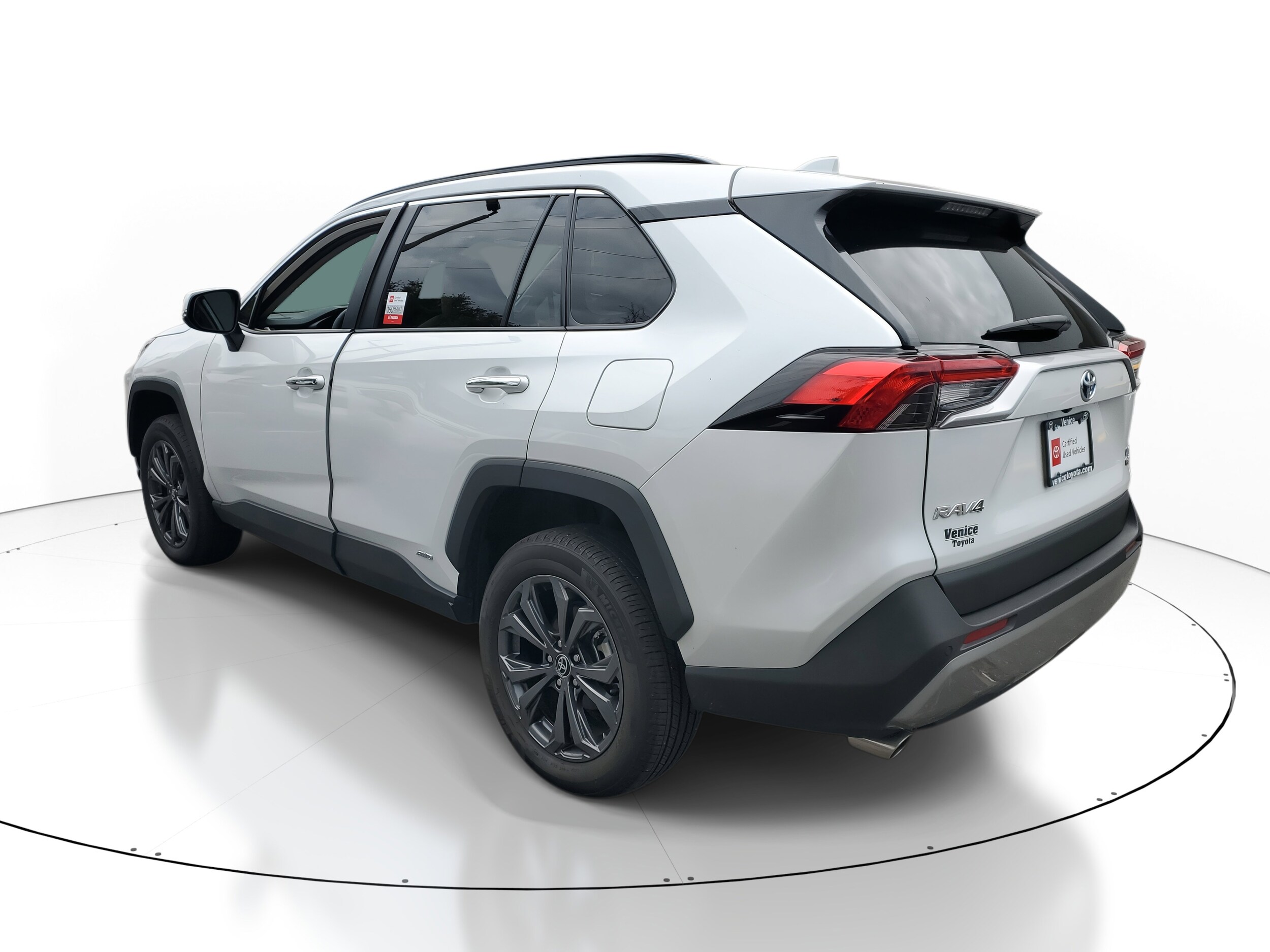 2023 Toyota RAV4 Hybrid Limited photo 3