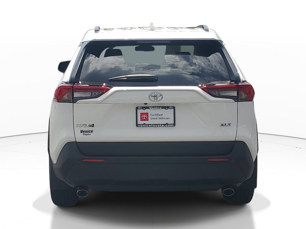 Used 2025 Toyota RAV4 XLE SUV