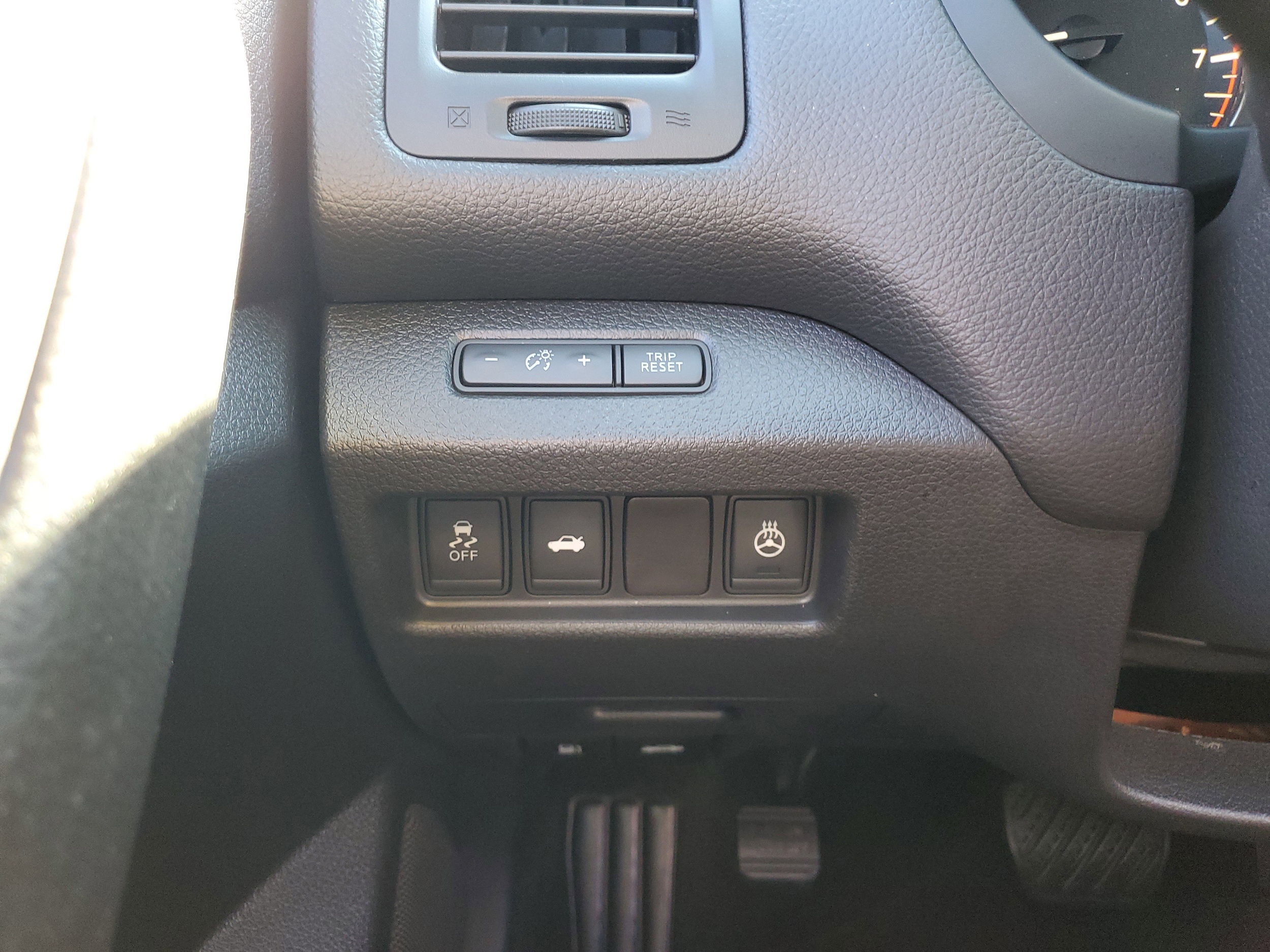 2015 Nissan Altima SL - Photo 29