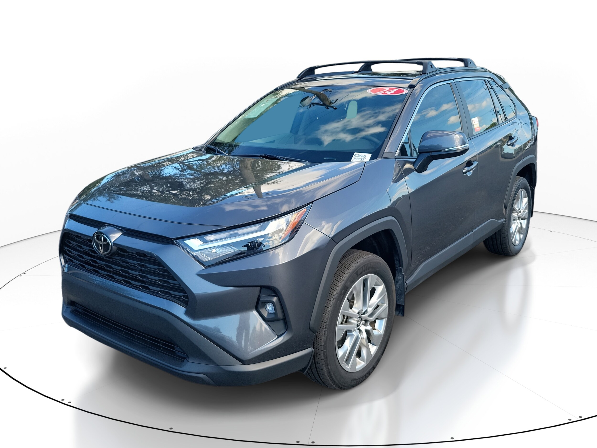 2024 Toyota RAV4 XLE Premium photo 2