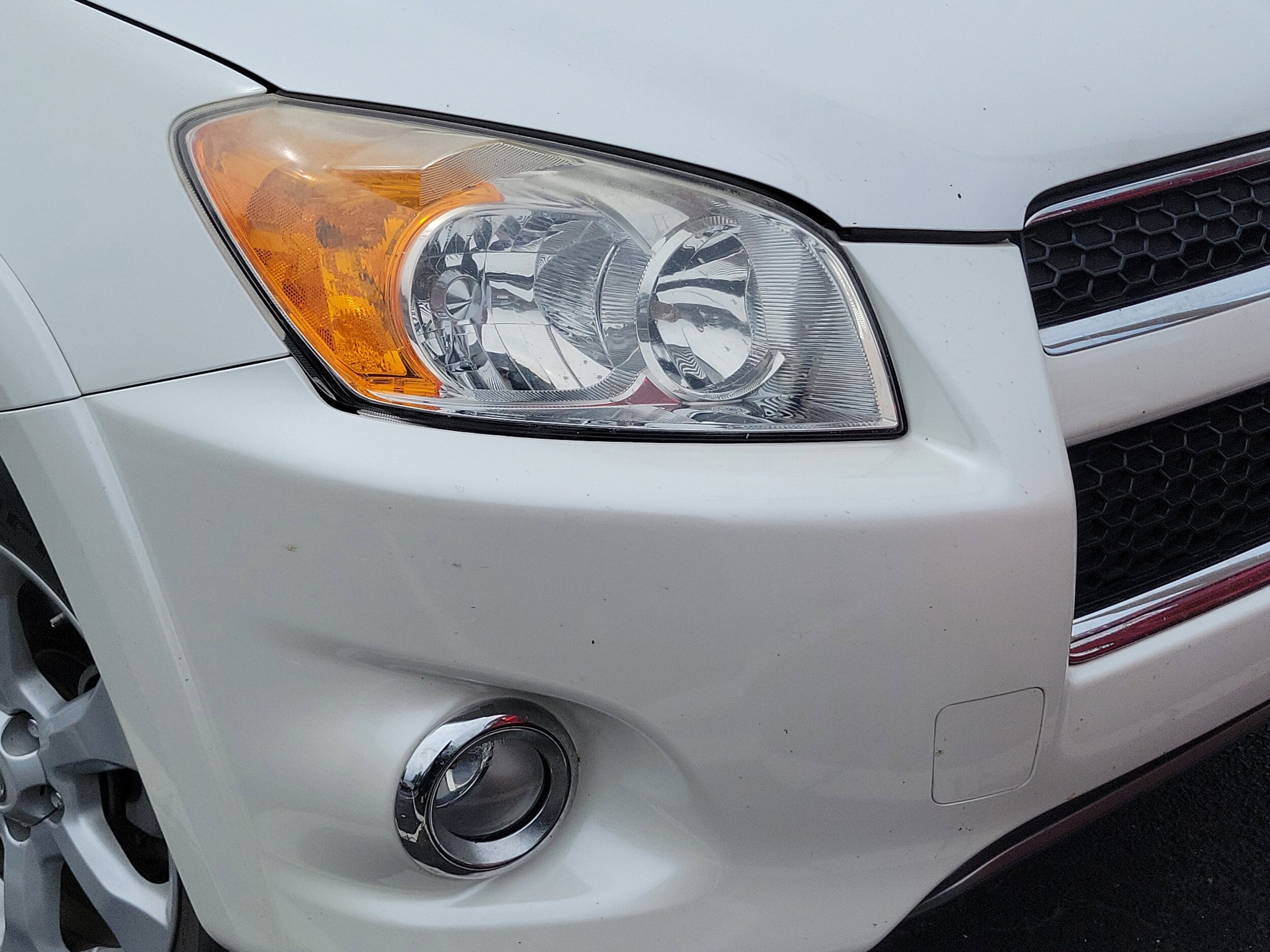 2012 Toyota RAV4 Limited photo 2
