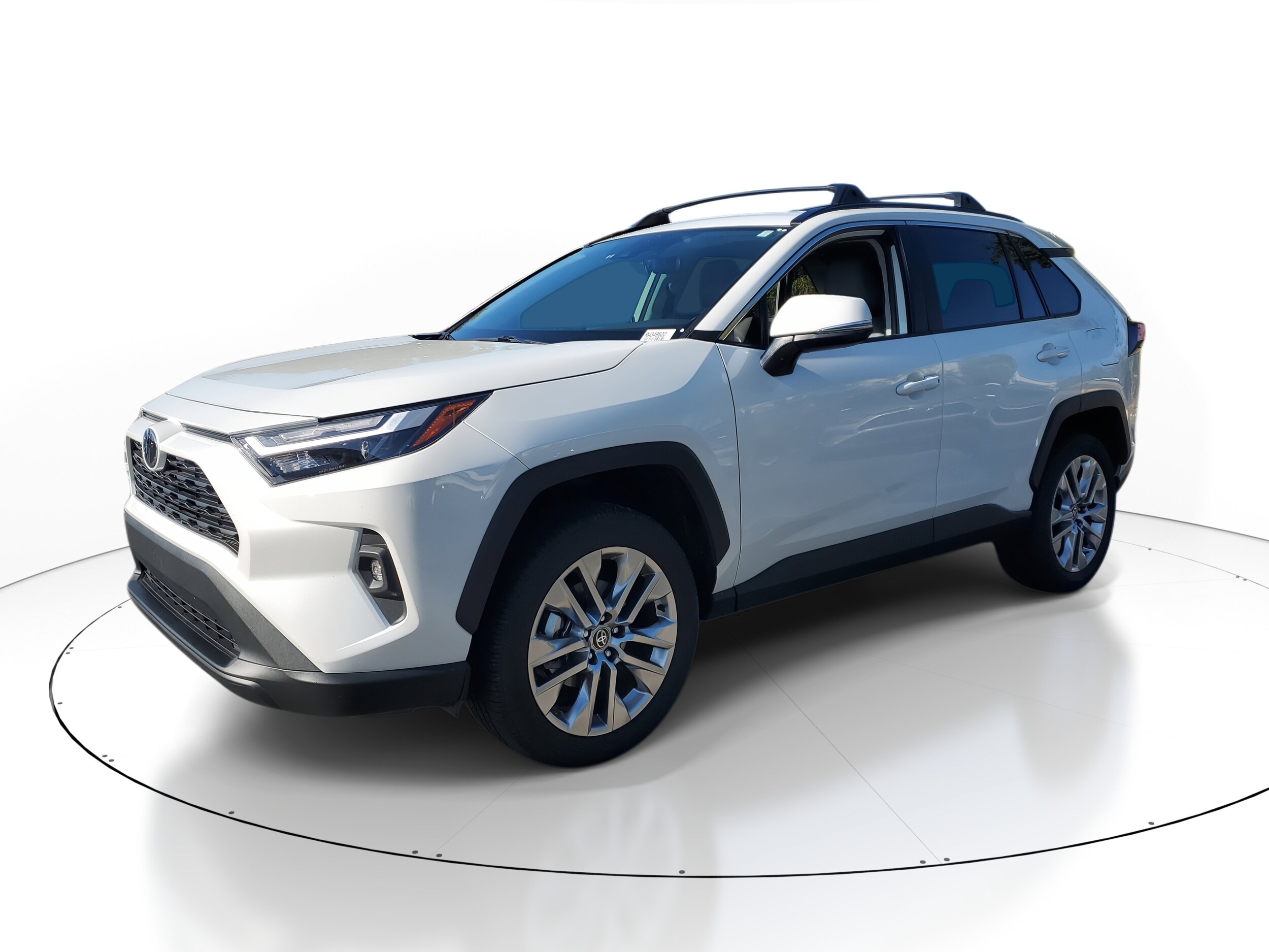2024 Toyota RAV4 XLE Premium photo 2