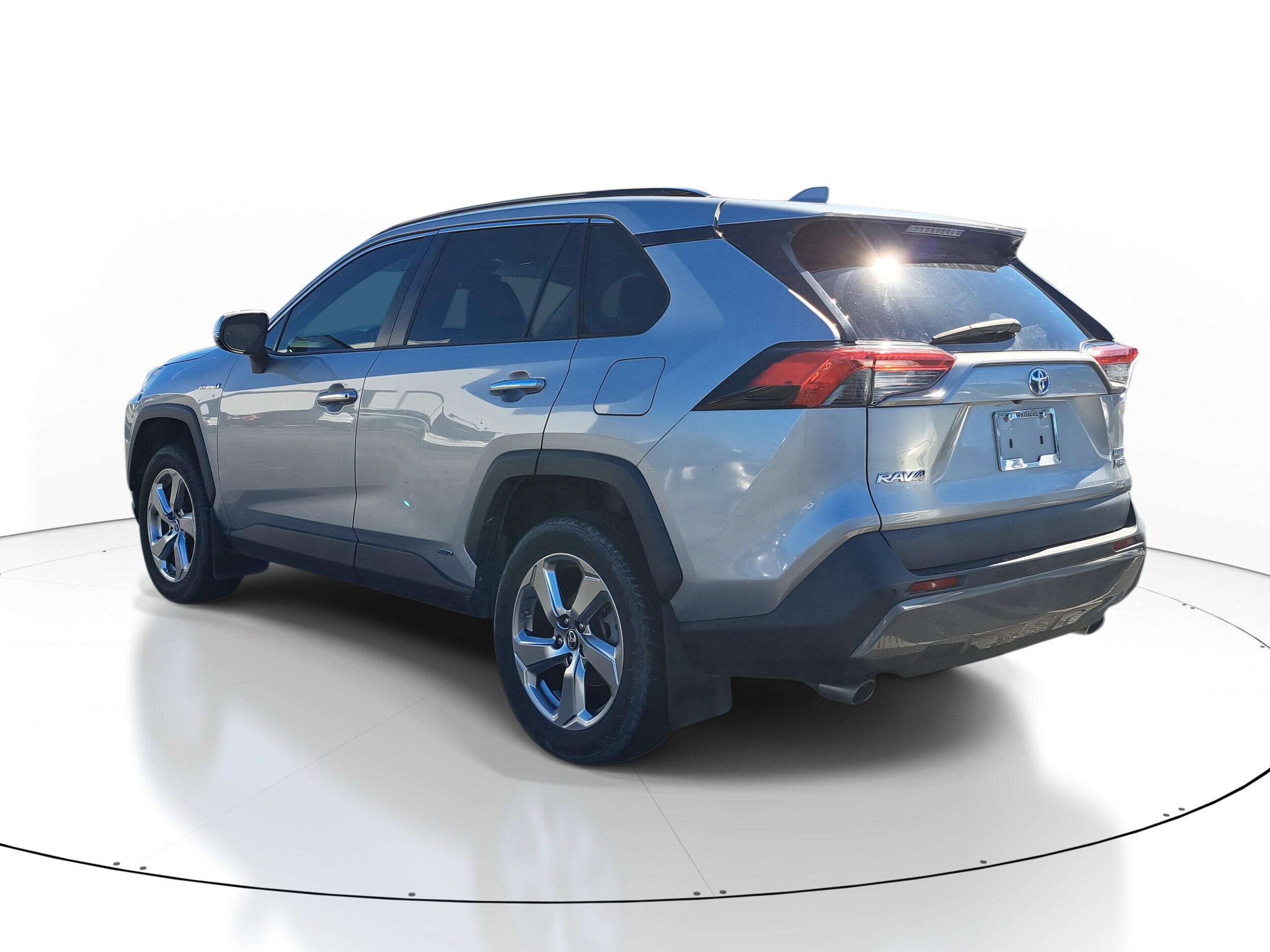 2019 Toyota RAV4 Hybrid Limited photo 2