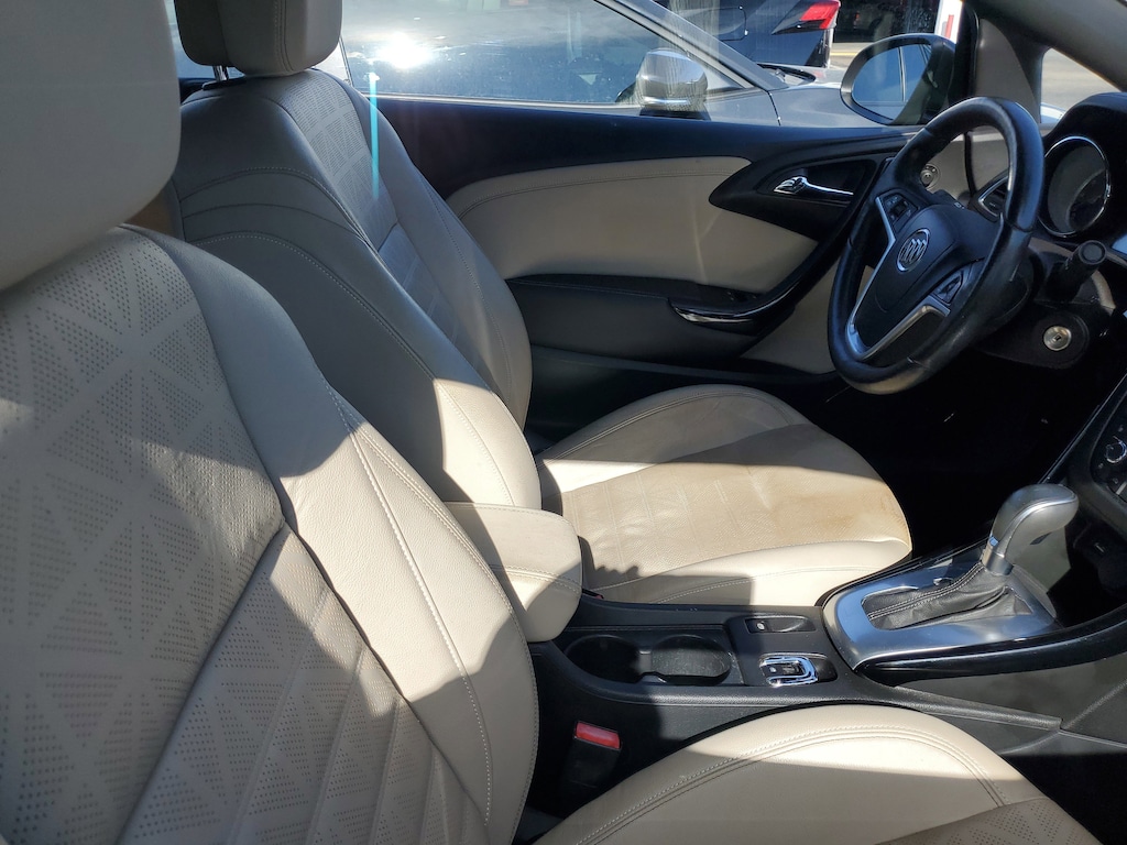 2016 Buick Cascada Premium photo 2