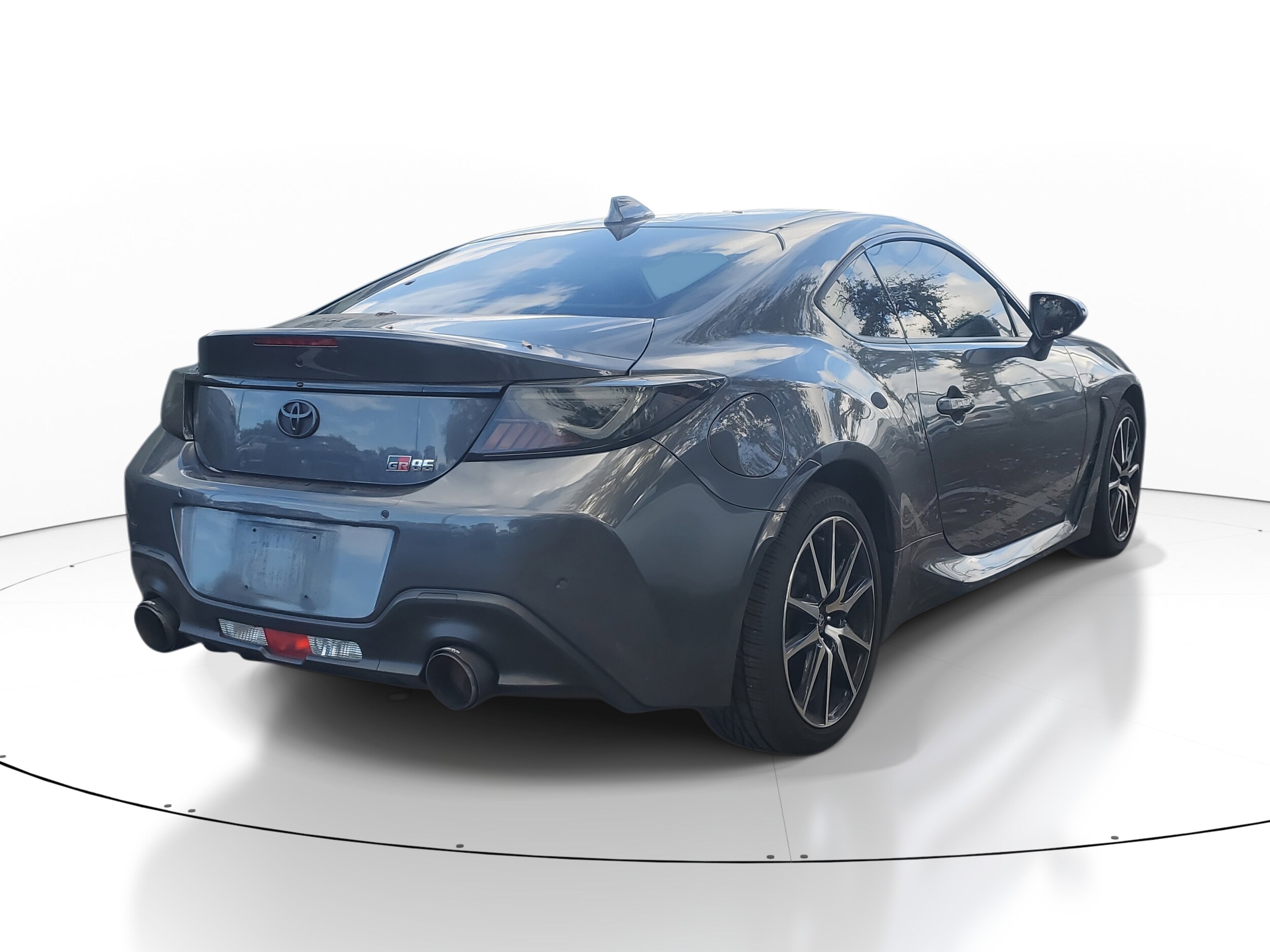 2022 Toyota GR86 Base photo 2