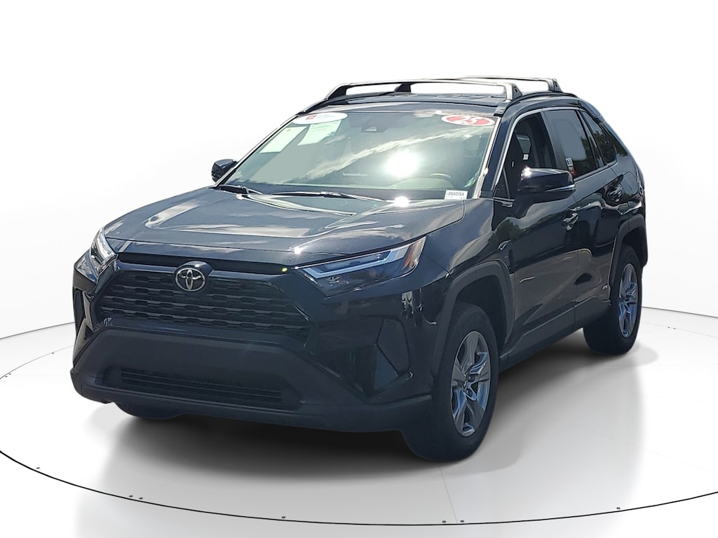 Used 2025 Toyota RAV4 Hybrid XLE SUV