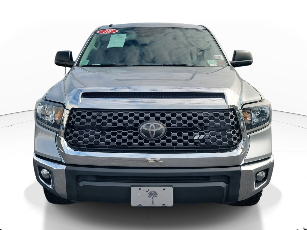 2018 Toyota Tundra SR5 CrewMax photo 2