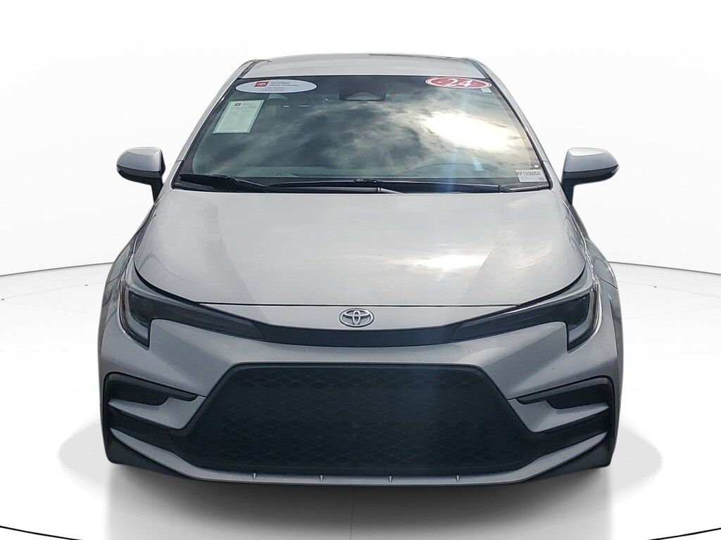 Used 2024 Toyota Corolla SE Sedan