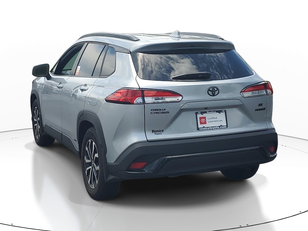 Used 2024 Toyota Corolla Cross Hybrid SE SUV