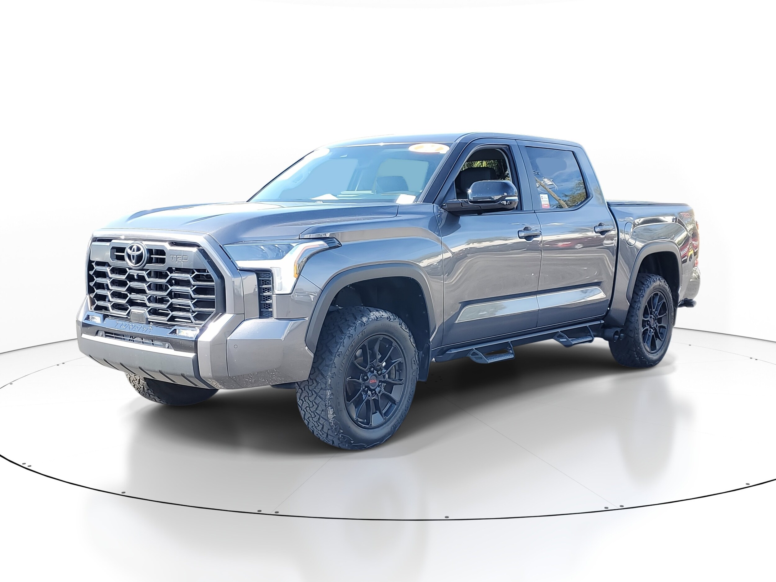 2024 Toyota Tundra Limited photo 2