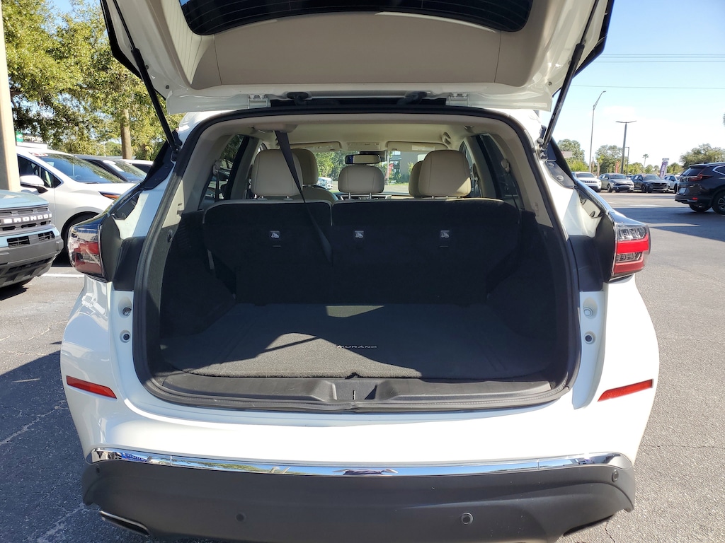 Used 2023 Nissan Murano SV SUV