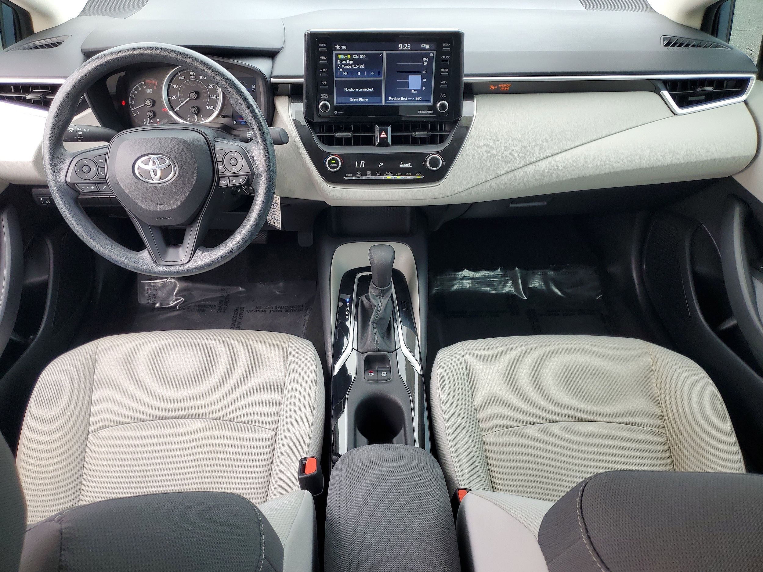 2022 Toyota Corolla LE - Photo 11