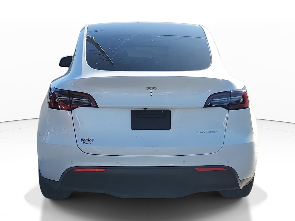 Used 2022 Tesla Model Y Long Range SUV
