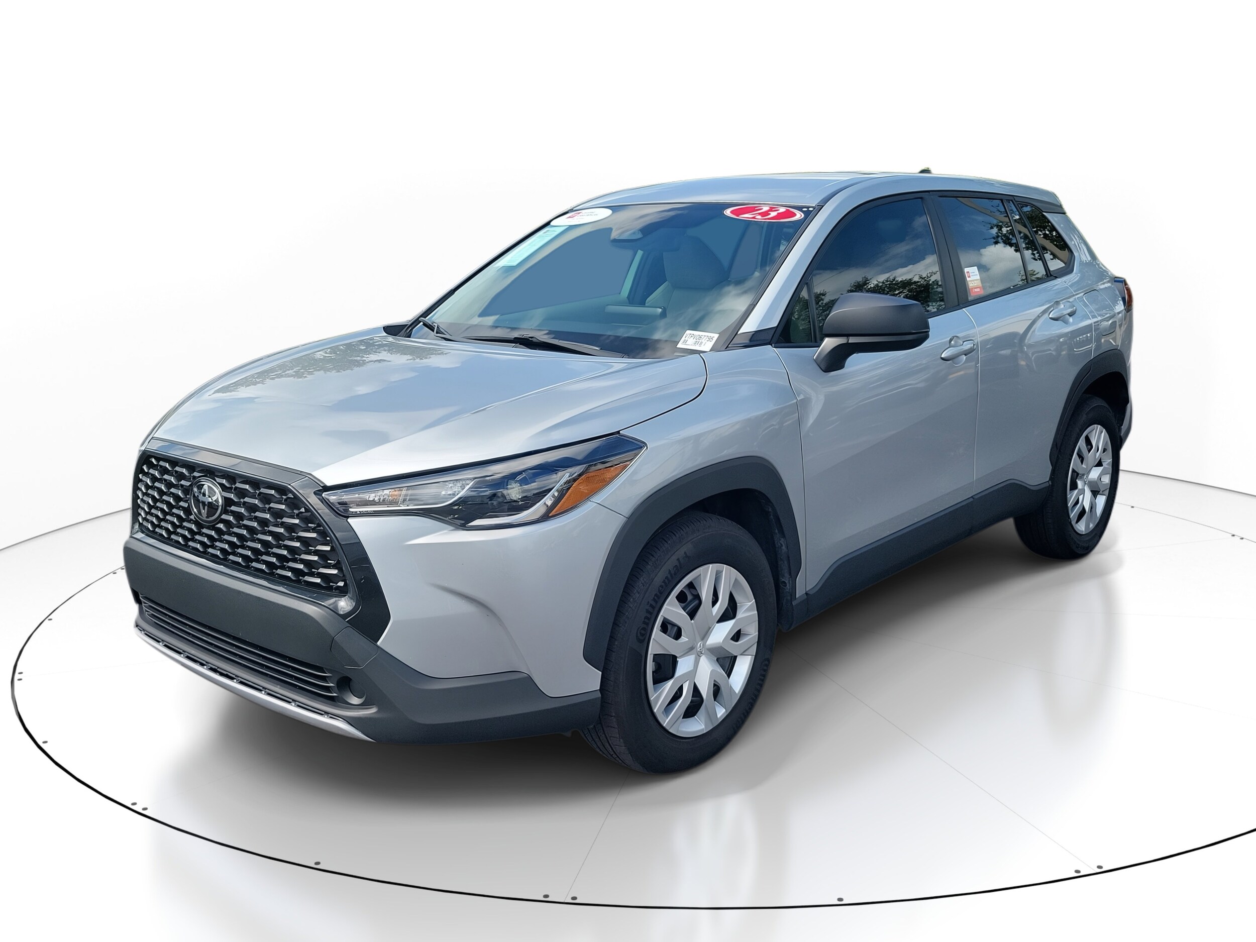 2023 Toyota Corolla Cross L photo 2