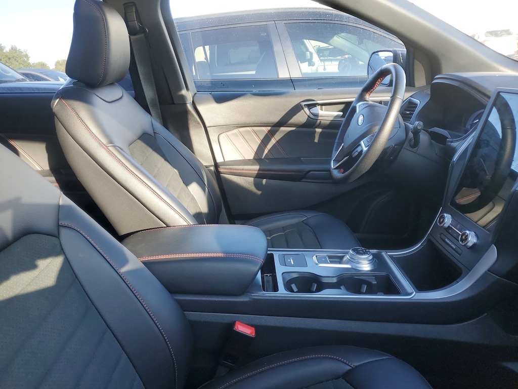 Used 2022 Ford Edge  SUV