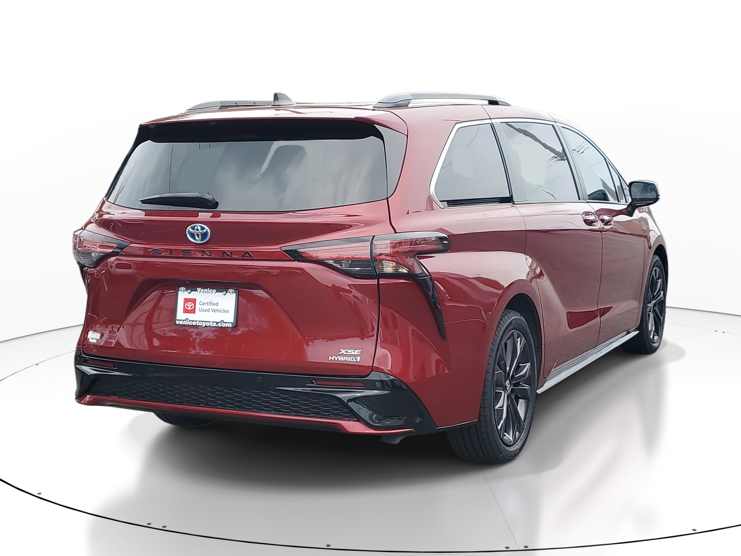 2023 Toyota Sienna XSE photo 4