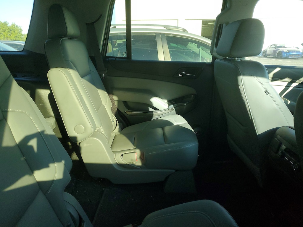 2020 Chevrolet Tahoe LT photo 4