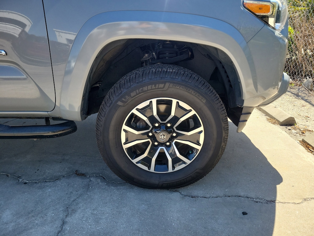 Certified 2021 Toyota Tacoma SR5 V6 Truck Double Cab