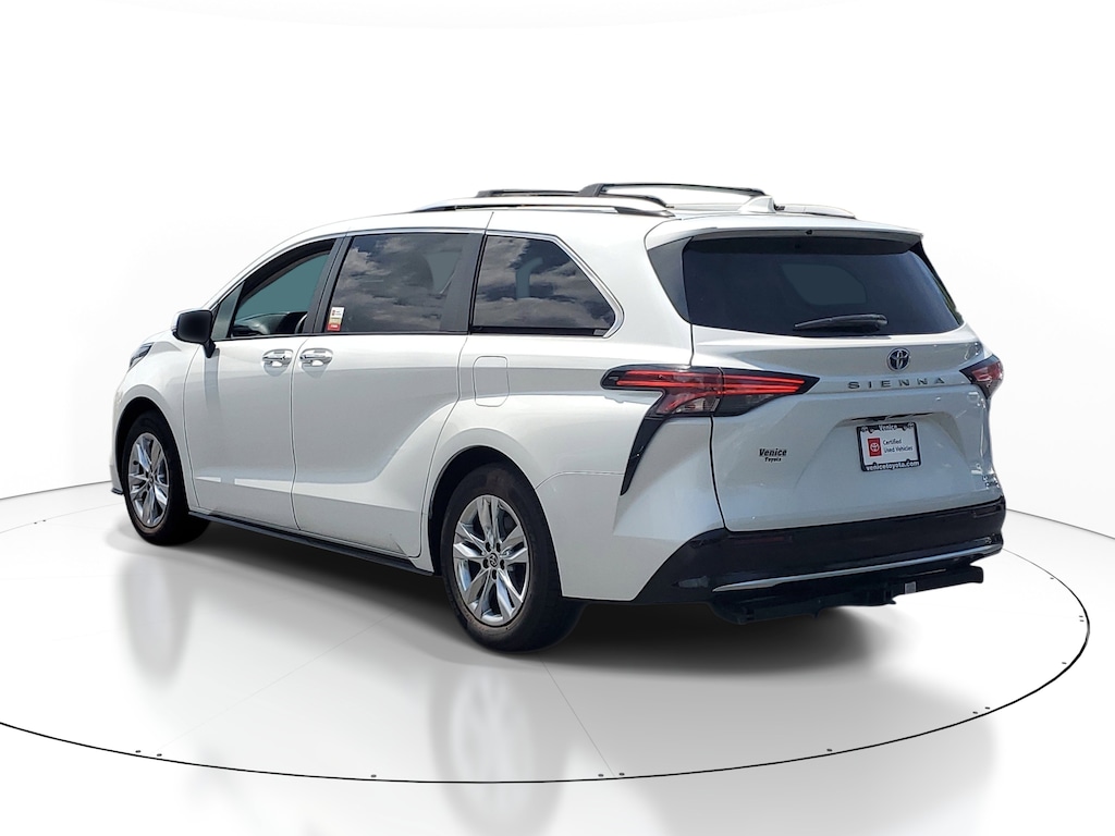 Certified 2022 Toyota Sienna Limited 7 Passenger Van Passenger Van