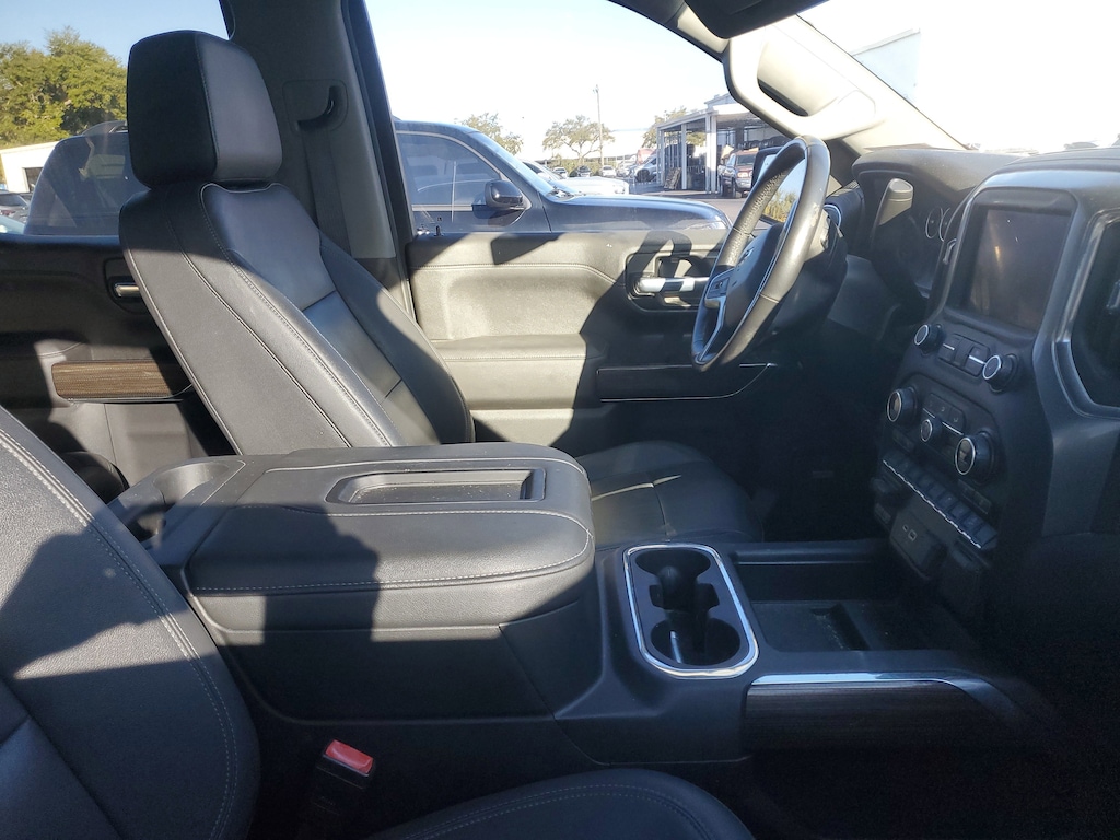 2021 Chevrolet Silverado 1500 LT Trail Boss photo 3