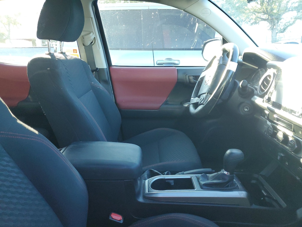 Certified 2022 Toyota Tacoma SR5 V6 Truck Double Cab