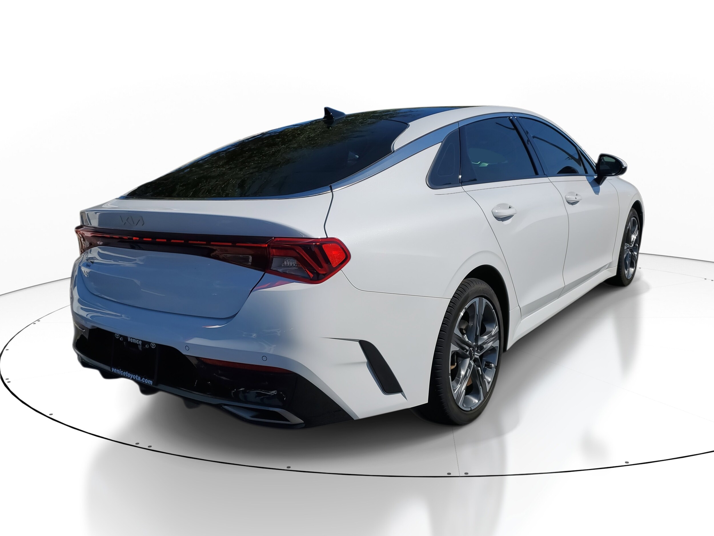 2024 Kia K5 EX photo 4