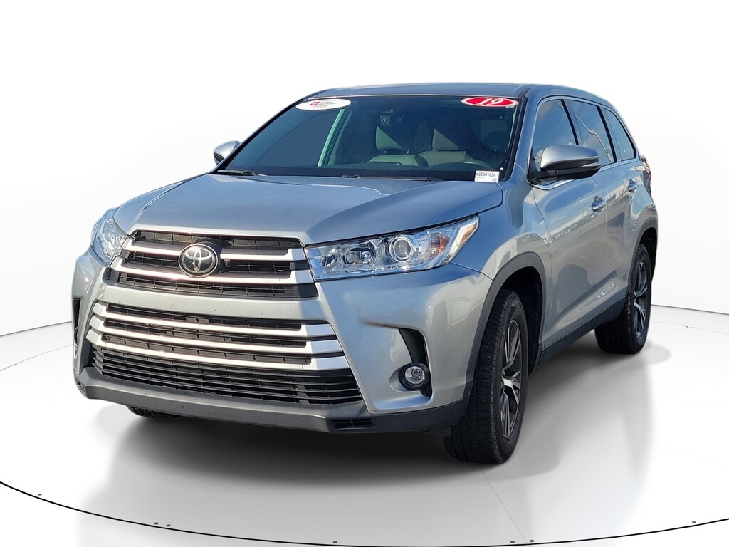 Certified 2019 Toyota Highlander LE I4 SUV