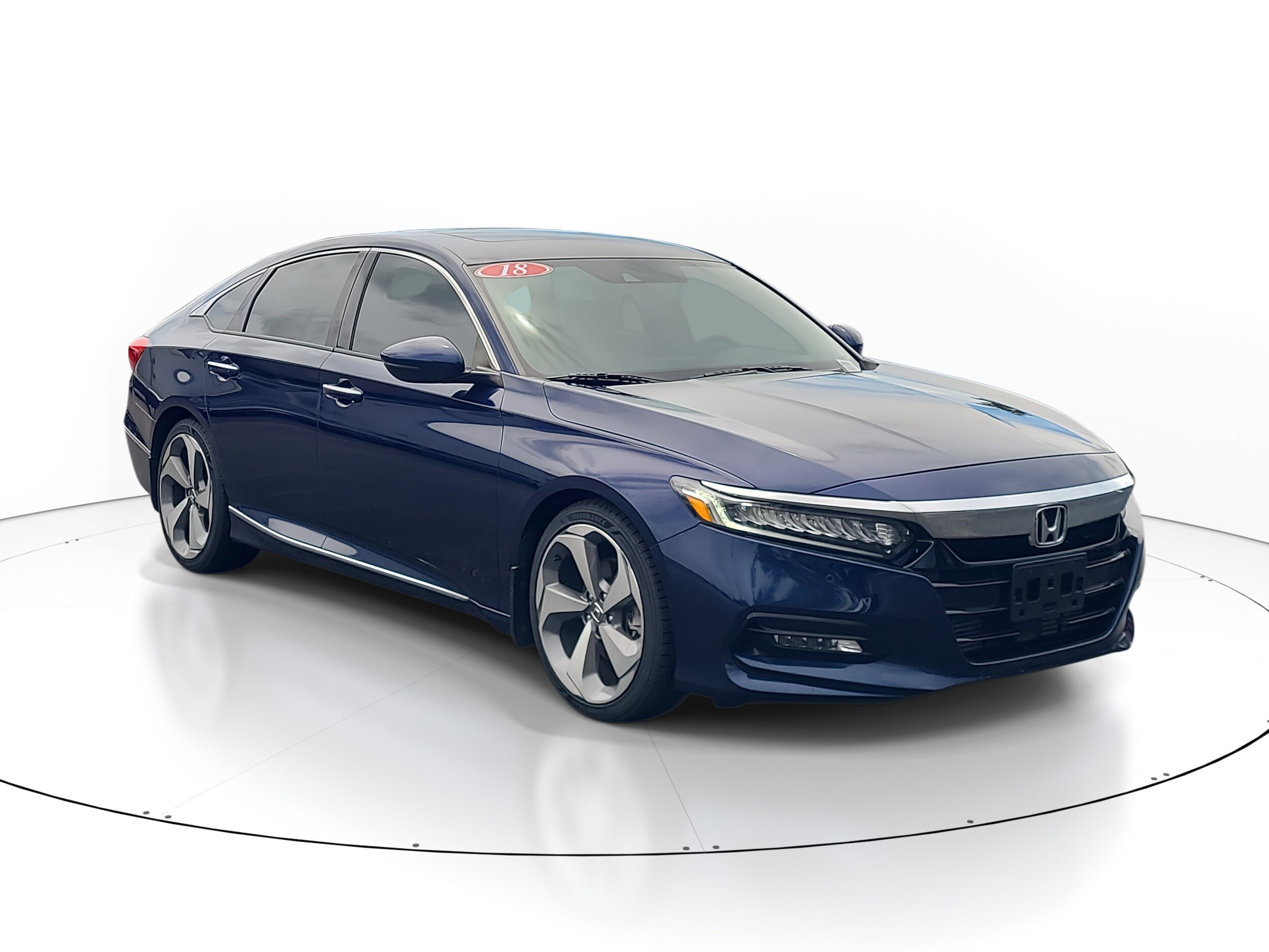 2018 Honda Accord Touring 1.5T photo 2